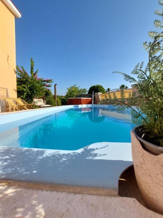 Apartments Maris Vranjic Εξωτερικό φωτογραφία