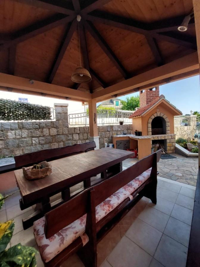 Apartments Maris Vranjic Εξωτερικό φωτογραφία